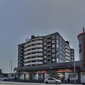 Apartment Durham Square, Cape Town