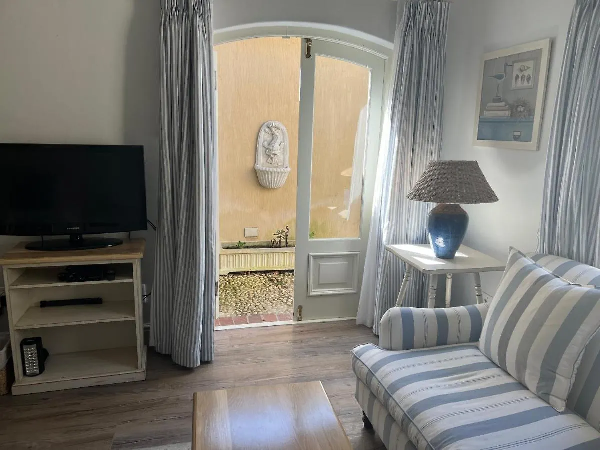 Constantia Valley Lodge Cape Town